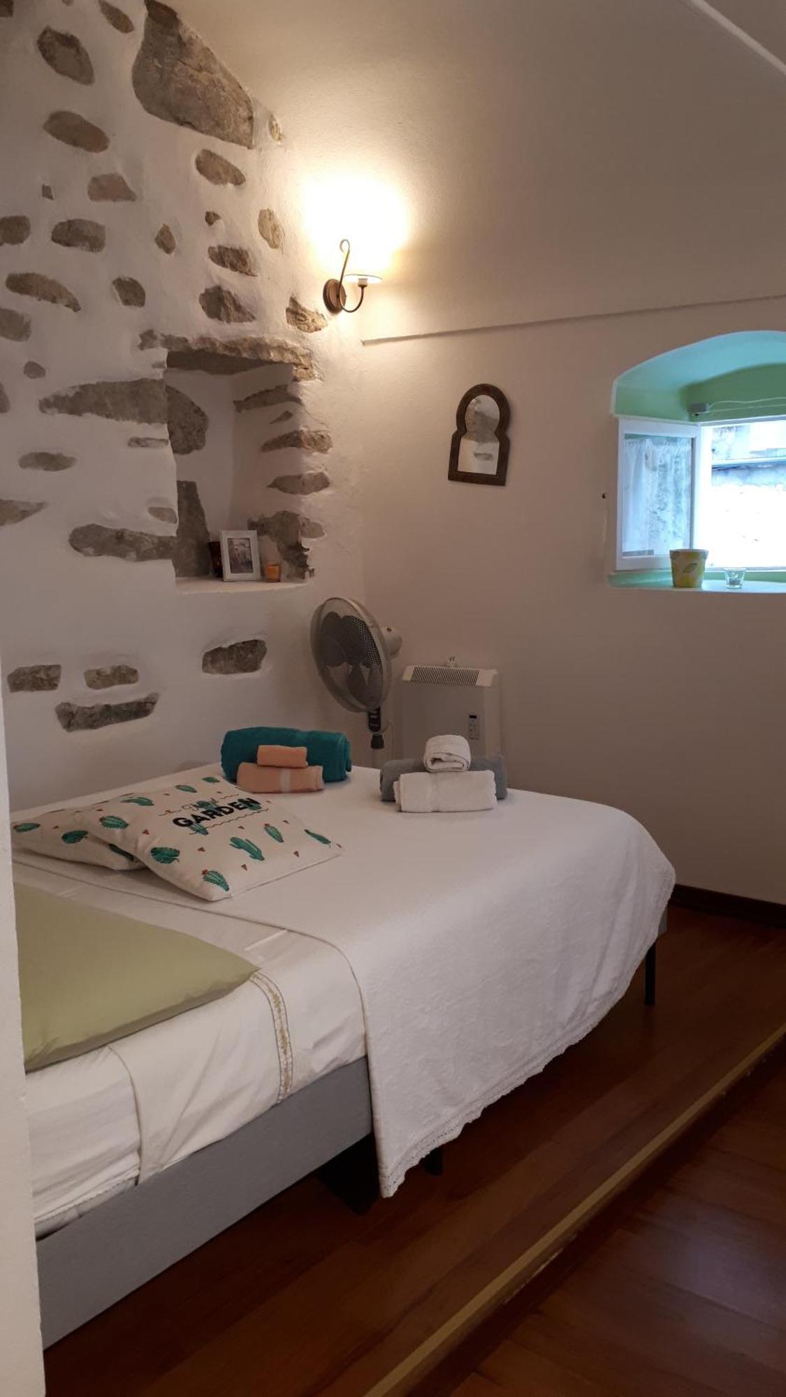 Casa Atena Centro Storico Apartment Сан Ремо Екстериор снимка